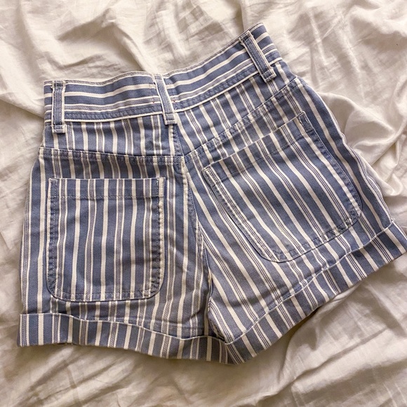 BDG High Rise Jean Shorts 🤍 - Picture 2 of 2